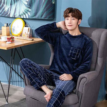 Load image into Gallery viewer, 2019 New Style Men's Pajamas Set Autumn Winter Warm Flannel Thicken Male Pajamas Sets Long Sleeve Sleepwear Top +Pant Leisure
