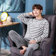Load image into Gallery viewer, 2019 New Style Men's Pajamas Set Autumn Winter Warm Flannel Thicken Male Pajamas Sets Long Sleeve Sleepwear Top +Pant Leisure